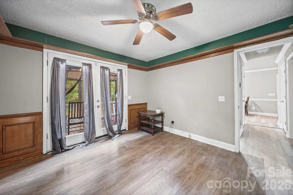 261 Lakeside Drive Hartsville, SC 29550