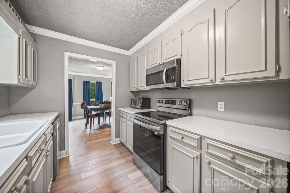261 Lakeside Drive Hartsville, SC 29550