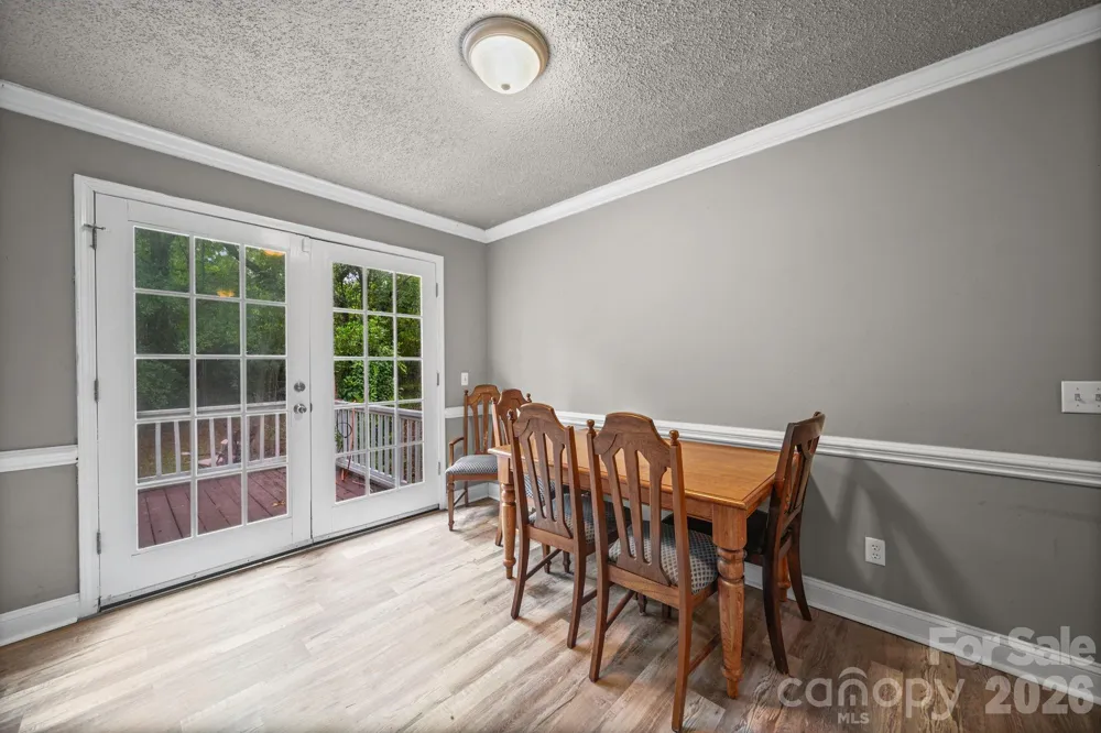 261 Lakeside Drive Hartsville, SC 29550
