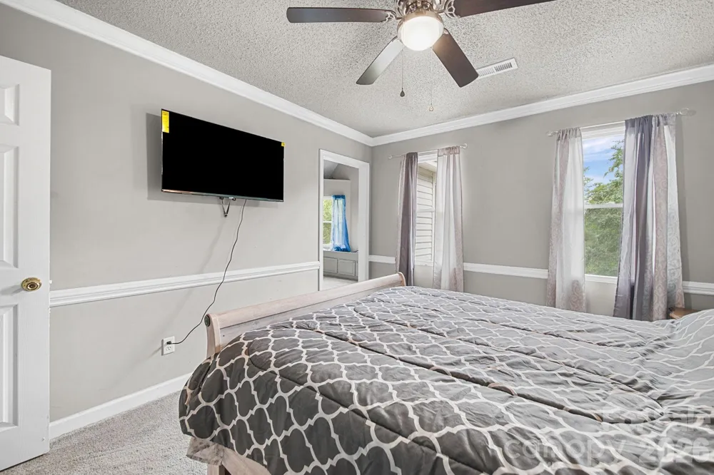 261 Lakeside Drive Hartsville, SC 29550