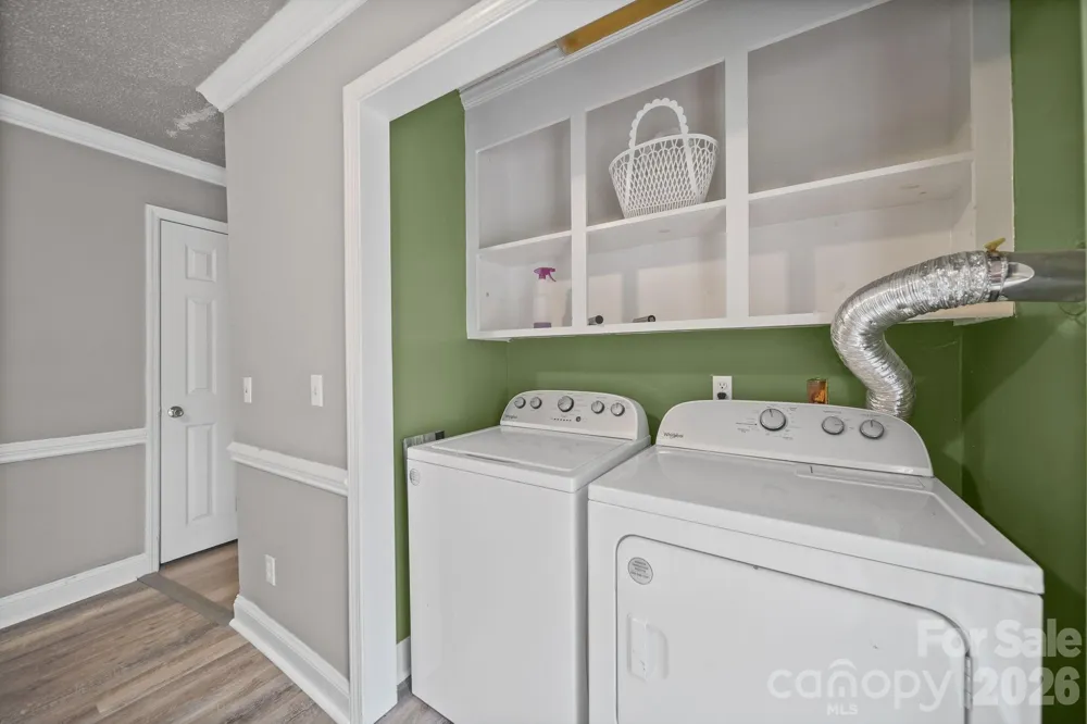 261 Lakeside Drive Hartsville, SC 29550