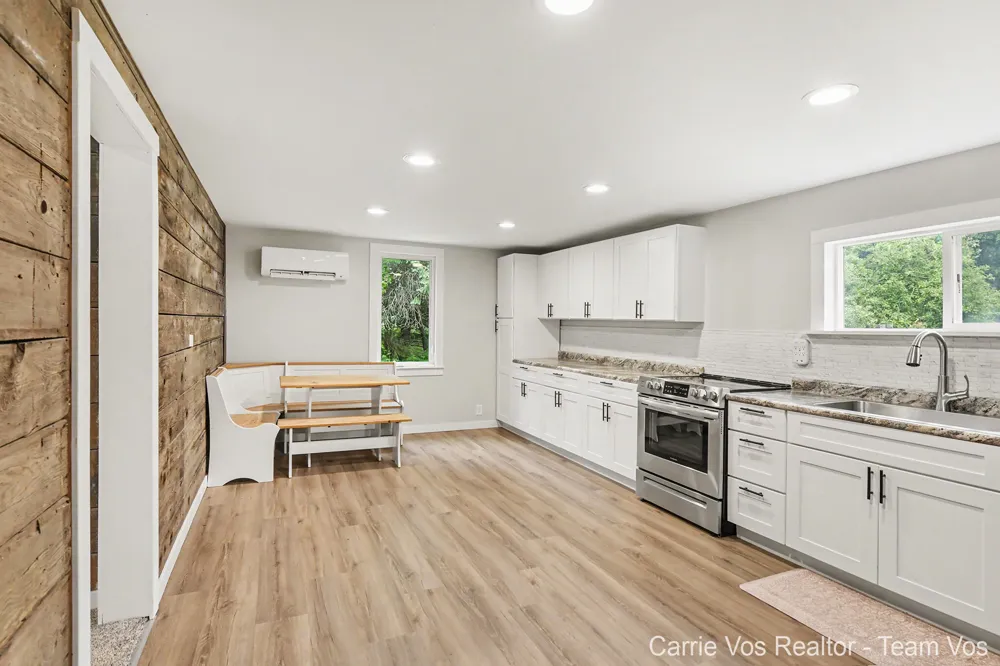 3251 E 46 ROAD Cadillac, MI 49601