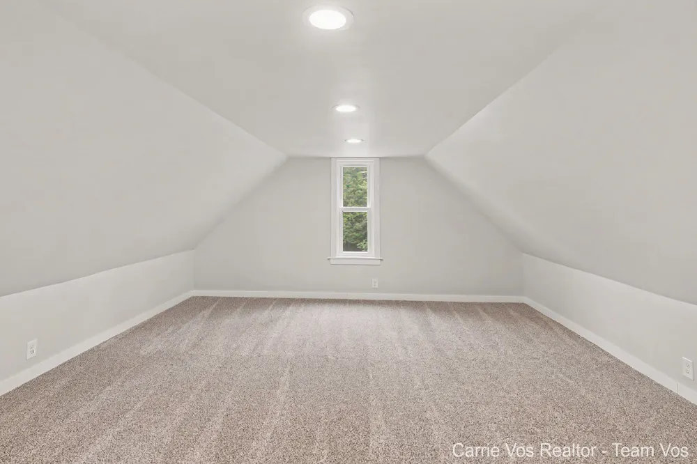 3251 E 46 ROAD Cadillac, MI 49601