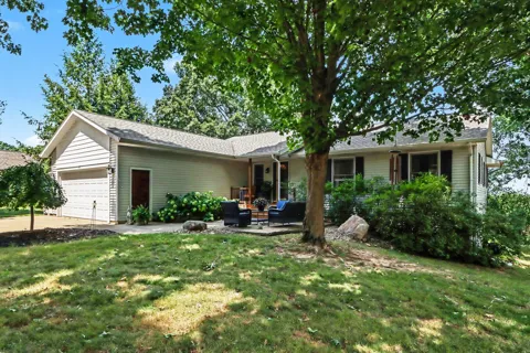 971 Niagara Drive