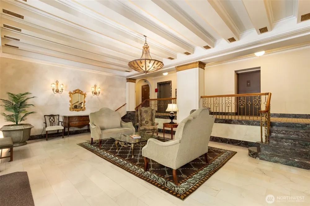1017 Minor Avenue #205 Seattle, WA 98104