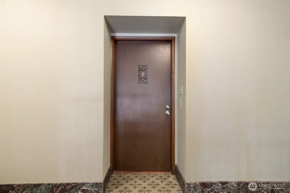 1017 Minor Avenue #205 Seattle, WA 98104