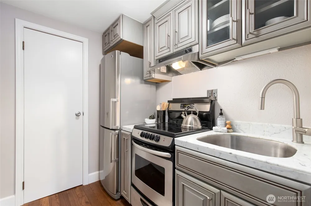 1017 Minor Avenue #205 Seattle, WA 98104