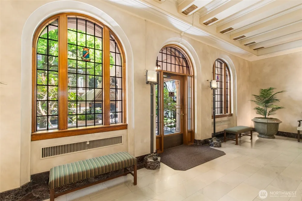 1017 Minor Avenue #205 Seattle, WA 98104
