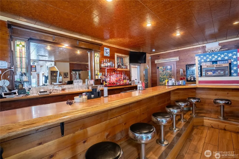 1454 Old Hwy 97 Malott, WA 98829