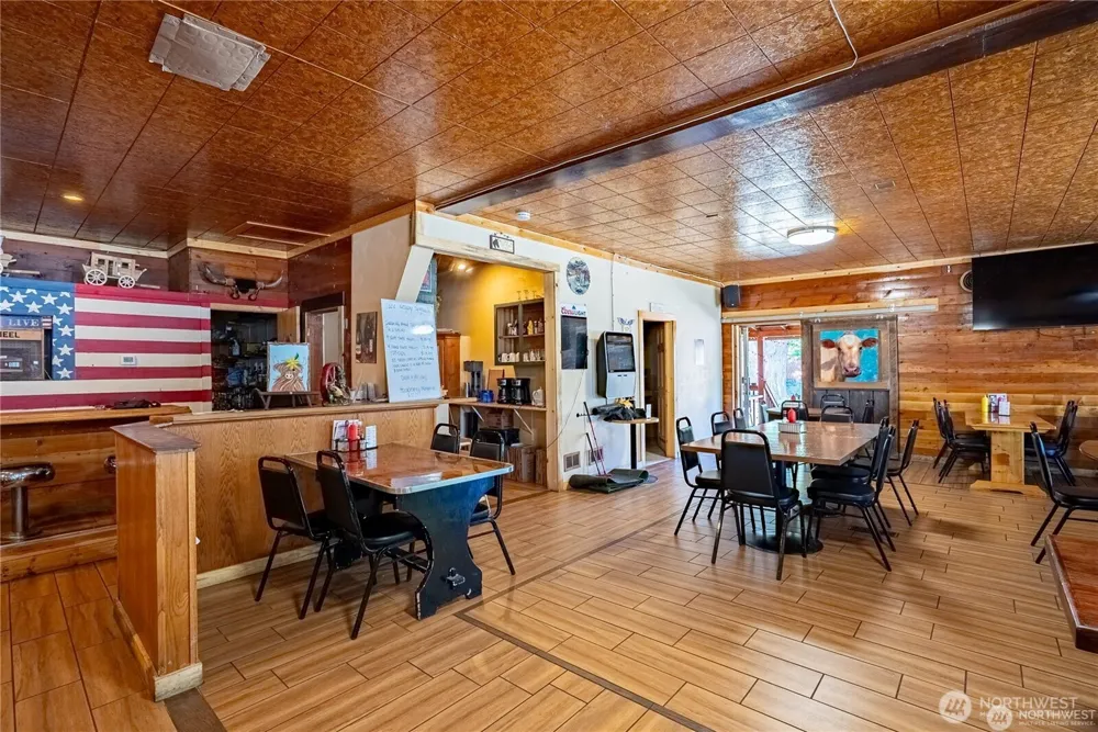 1454 Old Hwy 97 Malott, WA 98829