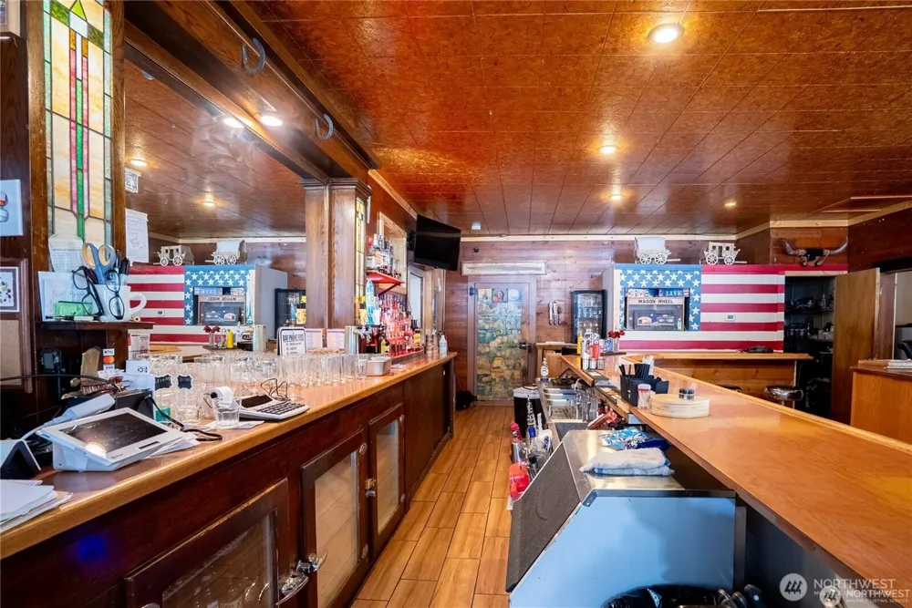 1454 Old Hwy 97 Malott, WA 98829
