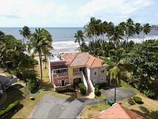 CANDELERO DRIVE PALMAS DORADAS #519 Humacao, PR 00791