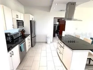 CANDELERO DRIVE PALMAS DORADAS #519 Humacao, PR 00791