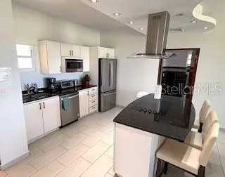 CANDELERO DRIVE PALMAS DORADAS #519 Humacao, PR 00791