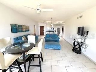 CANDELERO DRIVE PALMAS DORADAS #519 Humacao, PR 00791