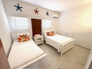CANDELERO DRIVE PALMAS DORADAS #519 Humacao, PR 00791