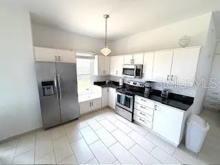 CANDELERO DRIVE PALMAS DORADAS #519 Humacao, PR 00791