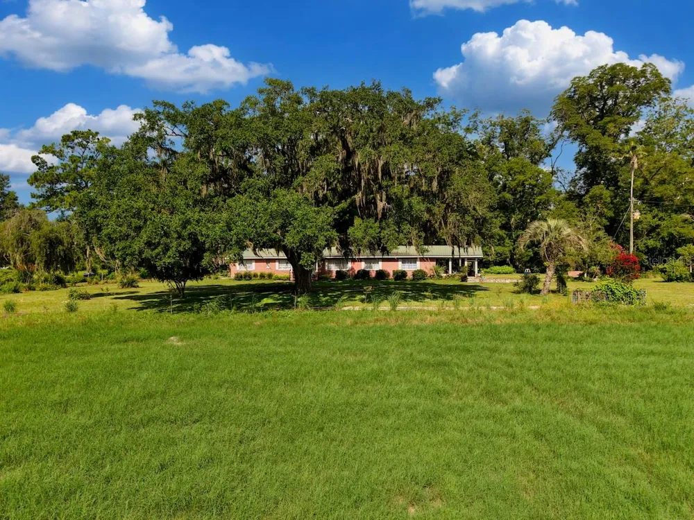 18951 SE 15TH STREET Williston, FL 32696