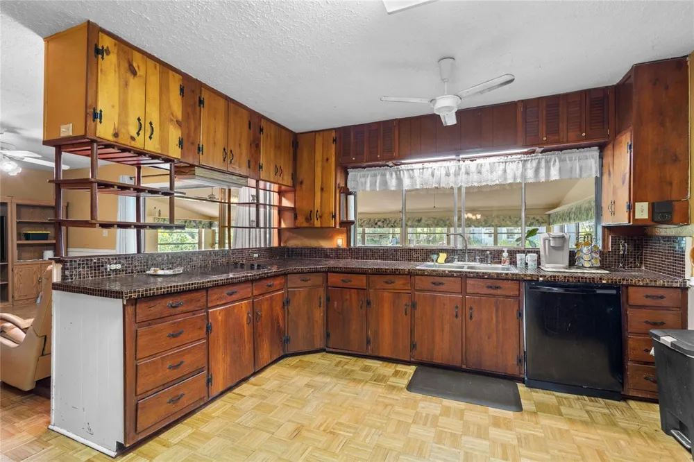 18951 SE 15TH STREET Williston, FL 32696