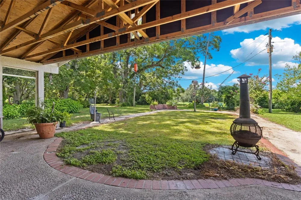 18951 SE 15TH STREET Williston, FL 32696