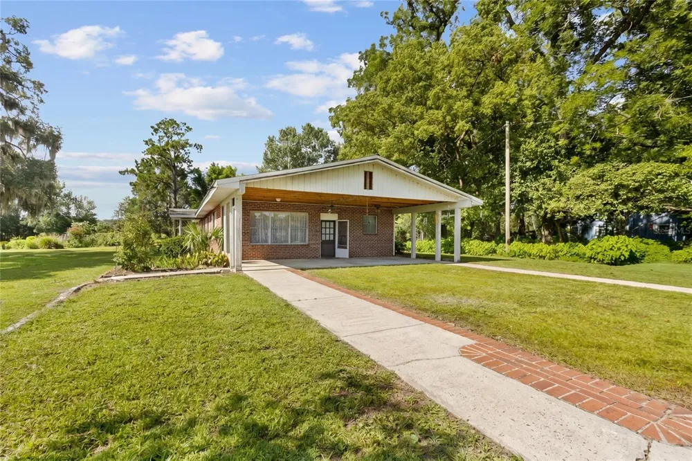 18951 SE 15TH STREET Williston, FL 32696