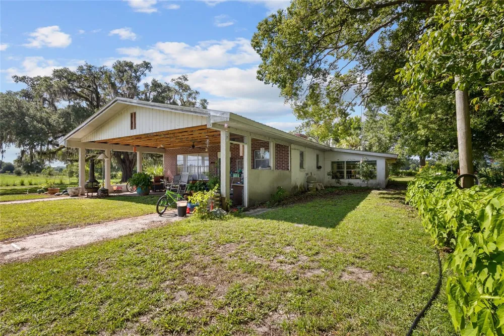18951 SE 15TH STREET Williston, FL 32696