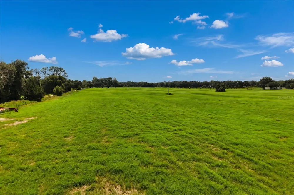 18951 SE 15TH STREET Williston, FL 32696