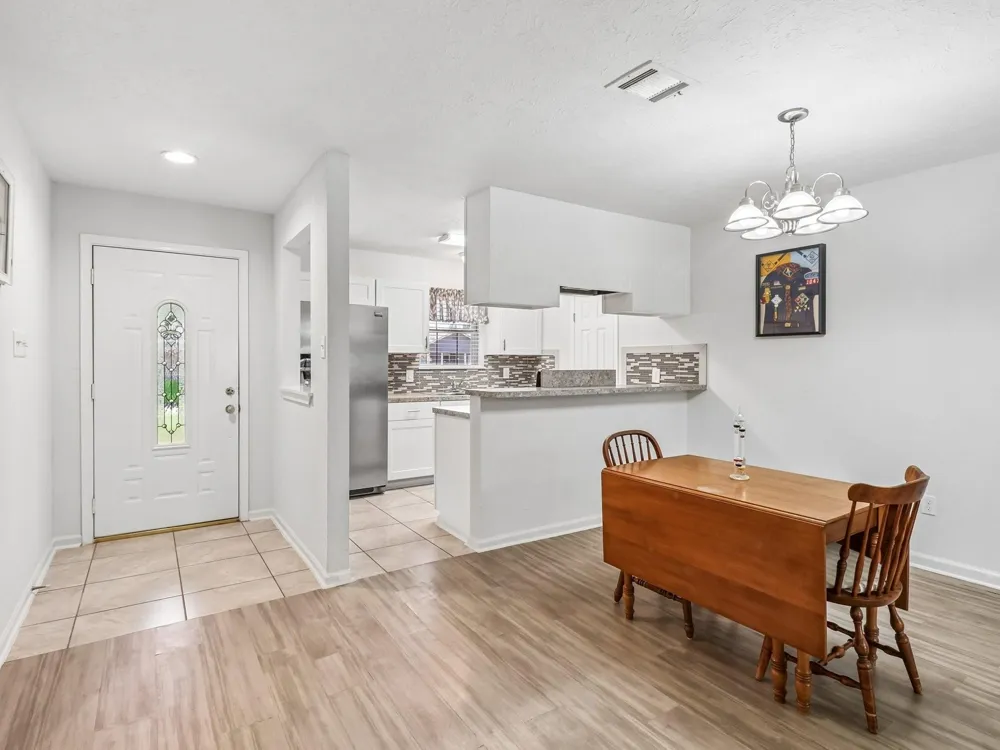 5110 Geneva Drive Friendswood, TX 77546