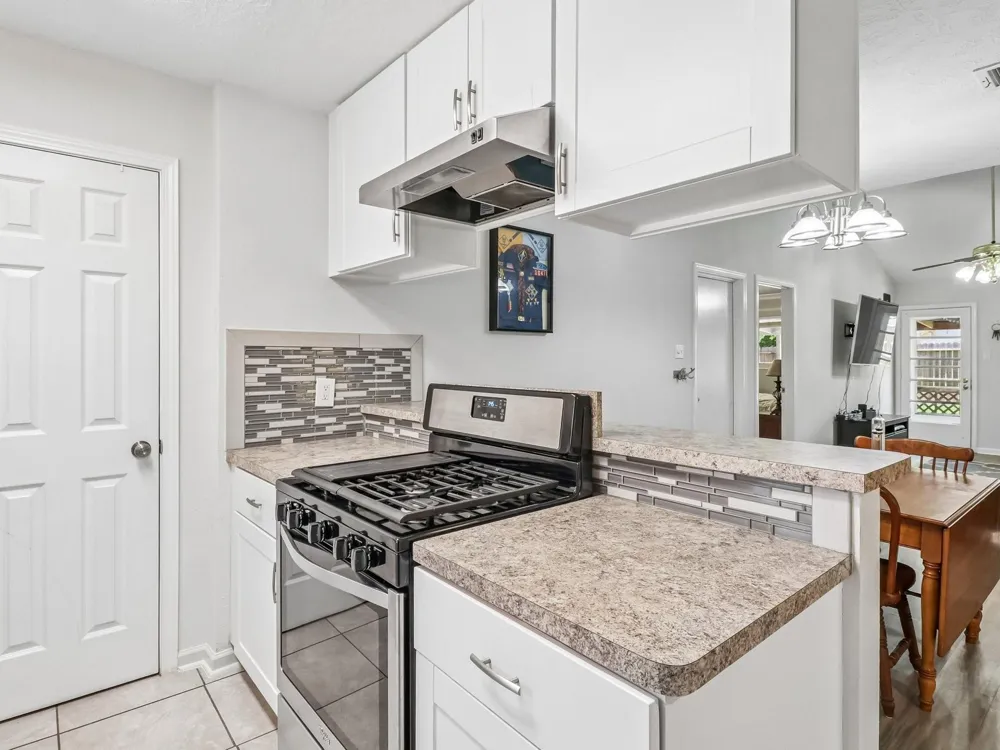 5110 Geneva Drive Friendswood, TX 77546