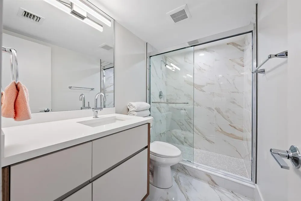 356 GOLFVIEW ROAD #405 North Palm Beach, FL 33408