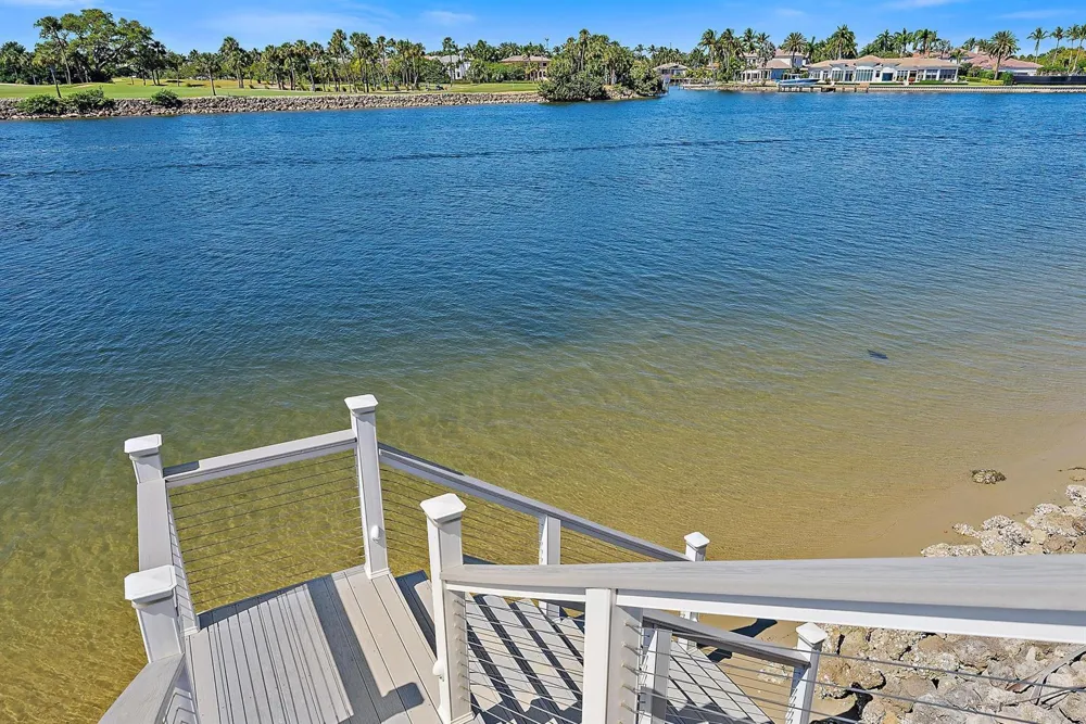 356 GOLFVIEW ROAD #405 North Palm Beach, FL 33408
