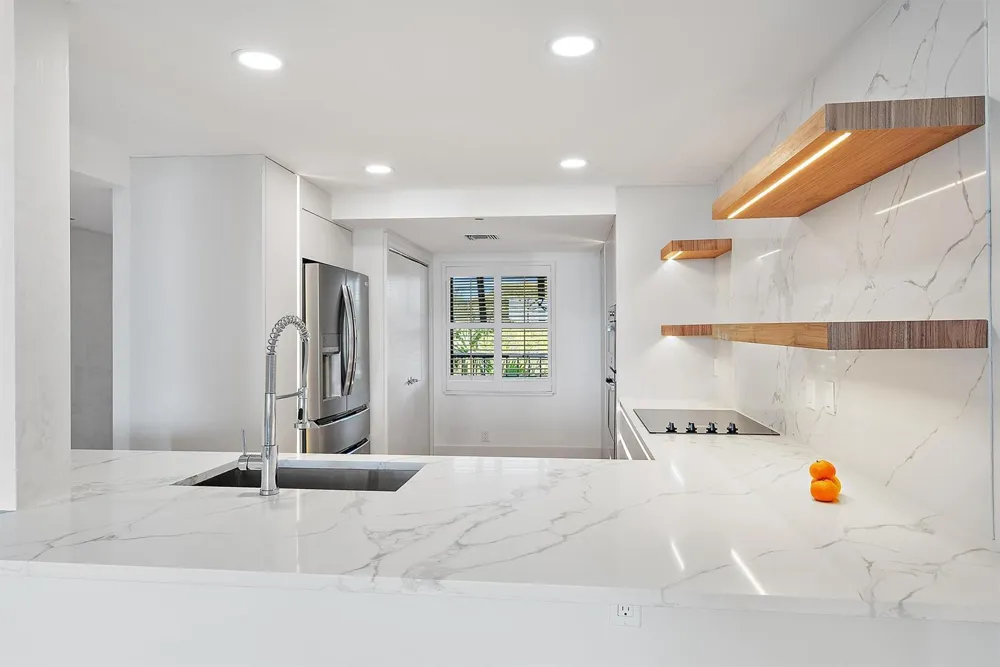 356 GOLFVIEW ROAD #405 North Palm Beach, FL 33408