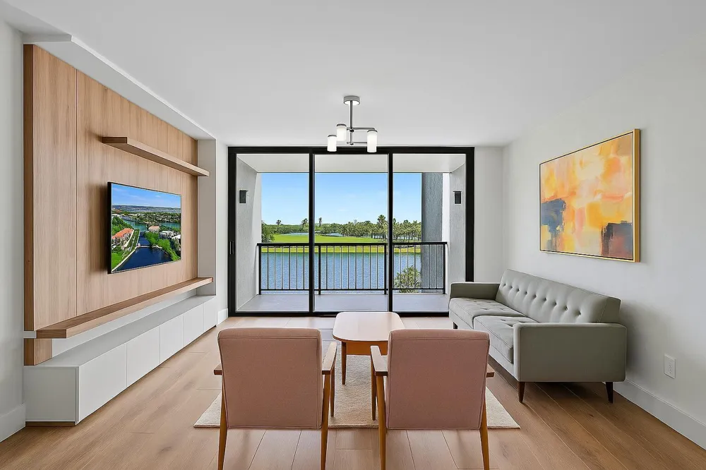 356 GOLFVIEW ROAD #405 North Palm Beach, FL 33408
