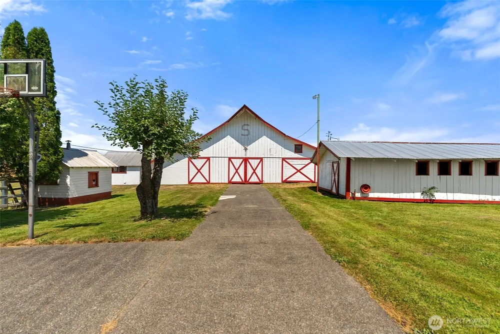 21304 SE 448th Street Enumclaw, WA 98022