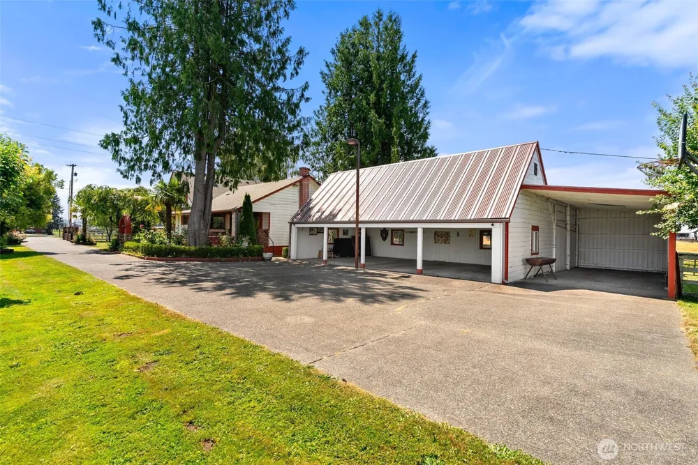 21304 SE 448th Street Enumclaw, WA 98022