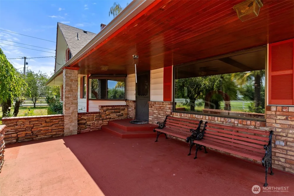 21304 SE 448th Street Enumclaw, WA 98022