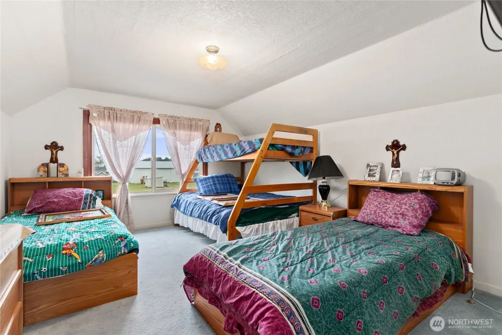 21304 SE 448th Street Enumclaw, WA 98022