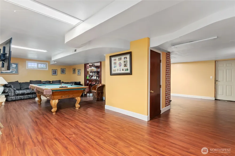 21304 SE 448th Street Enumclaw, WA 98022