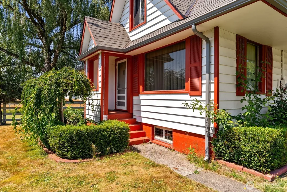 21304 SE 448th Street Enumclaw, WA 98022
