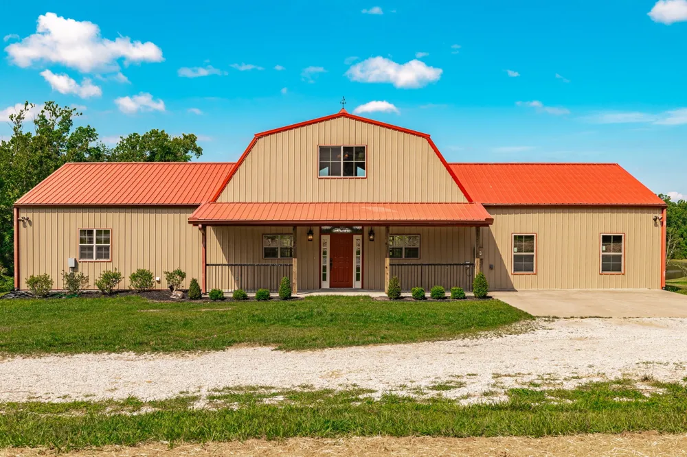 2726 New Hall Rd Greenbrier, TN 37073