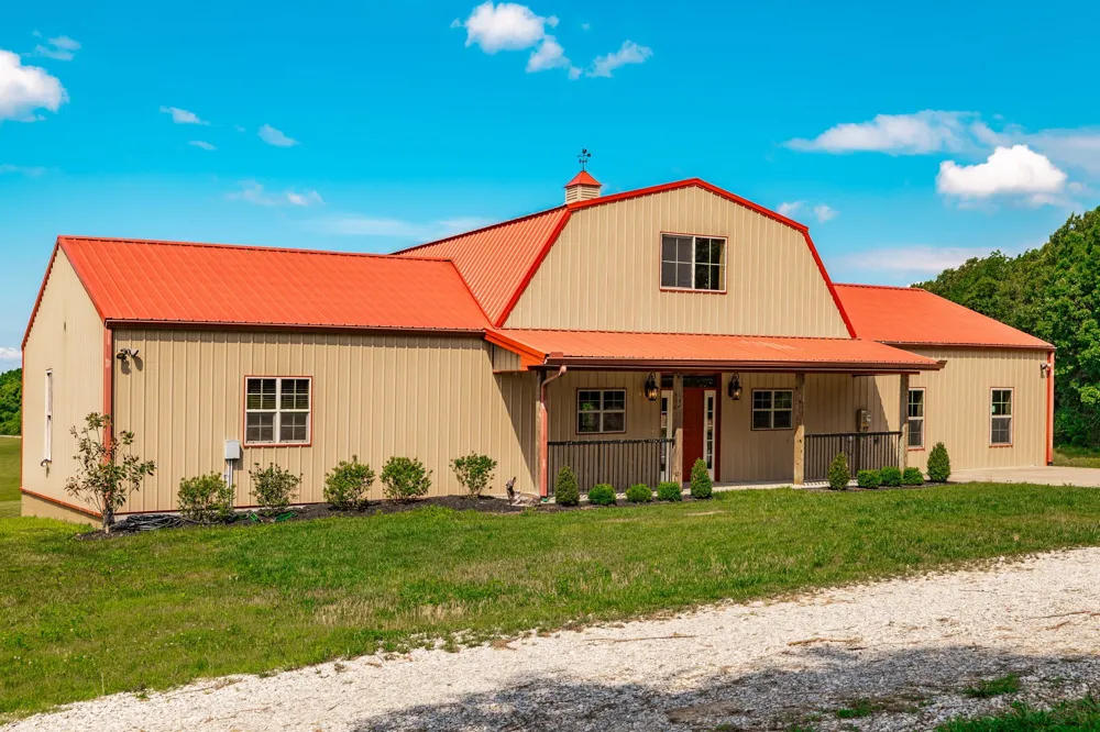 2726 New Hall Rd Greenbrier, TN 37073