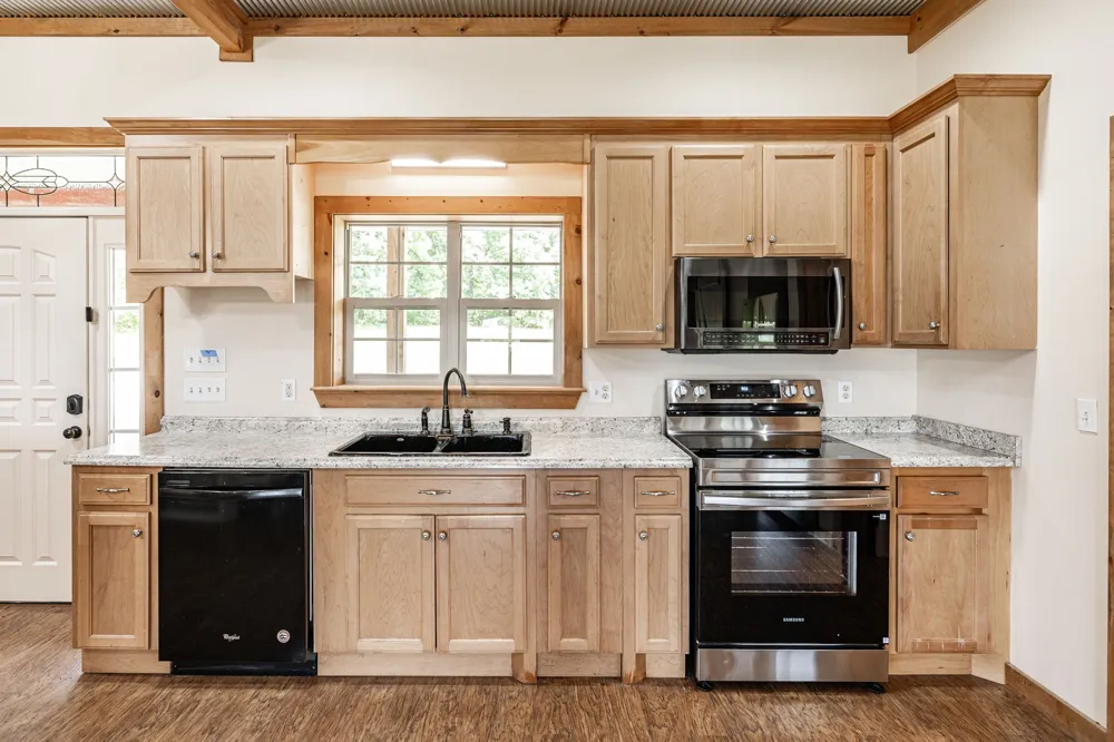 2726 New Hall Rd Greenbrier, TN 37073