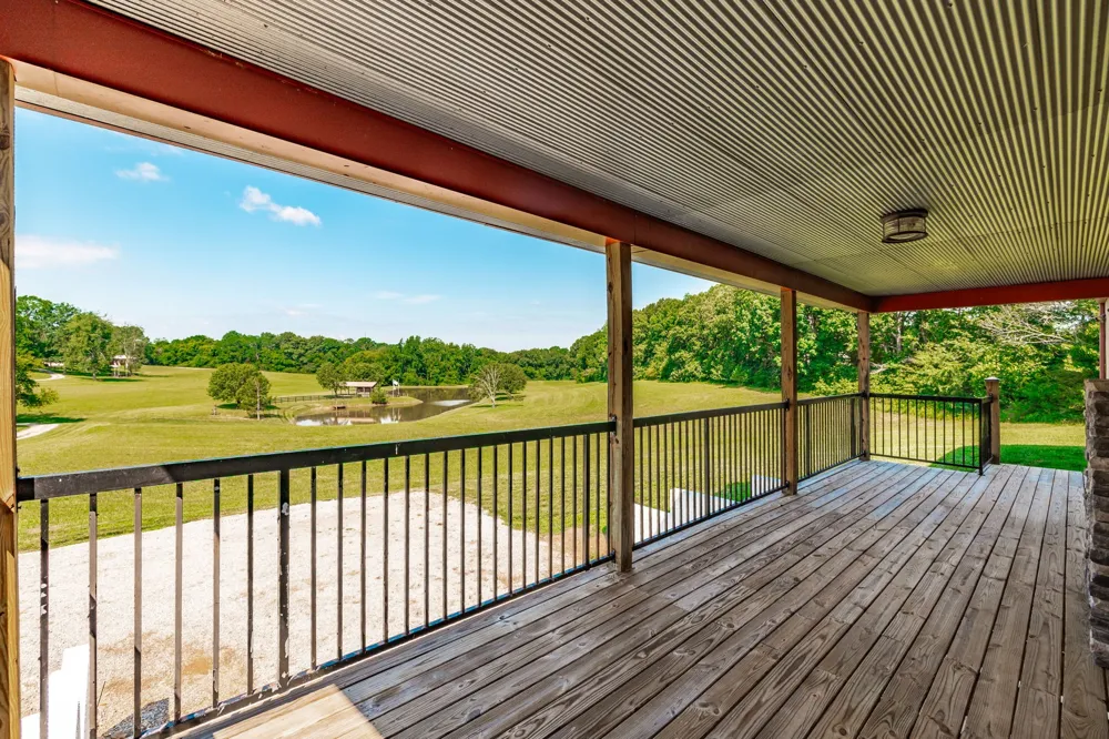 2726 New Hall Rd Greenbrier, TN 37073