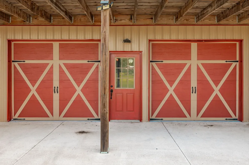 2726 New Hall Rd Greenbrier, TN 37073