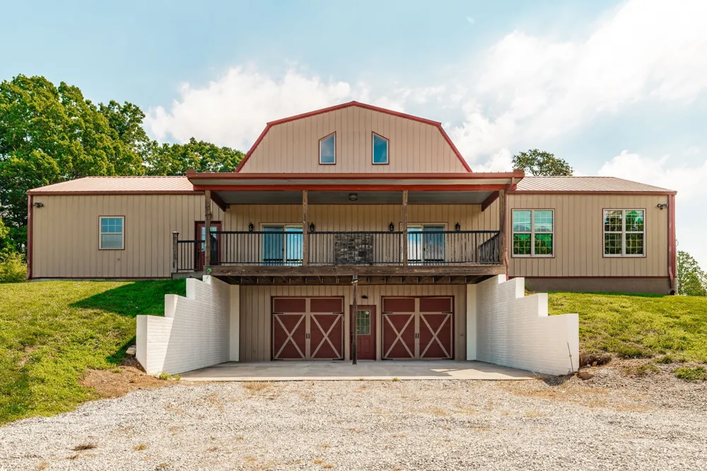 2726 New Hall Rd Greenbrier, TN 37073