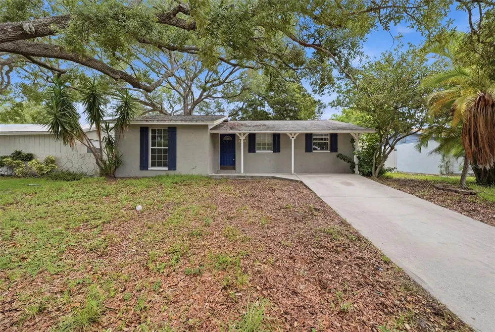 2804 APPLEWOOD DRIVE Clearwater, FL 33759