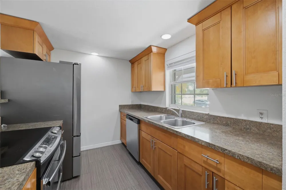 2804 APPLEWOOD DRIVE Clearwater, FL 33759
