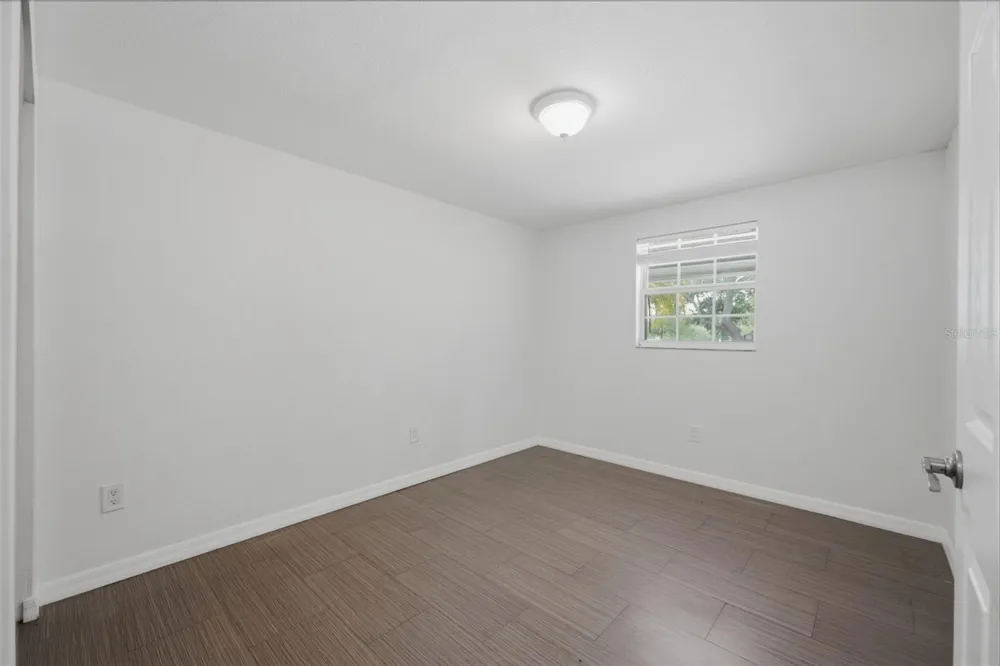 2804 APPLEWOOD DRIVE Clearwater, FL 33759