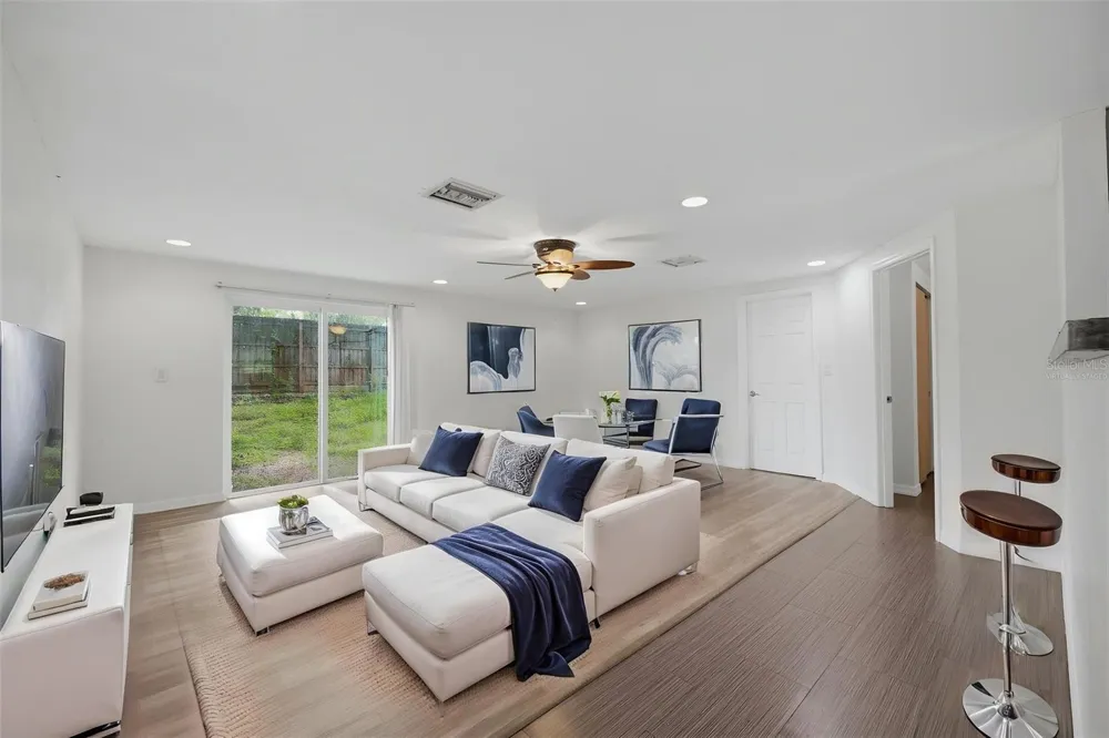 2804 APPLEWOOD DRIVE Clearwater, FL 33759