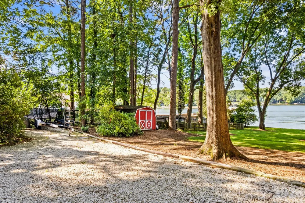 118 Revere Drive Mooresville, NC 28117